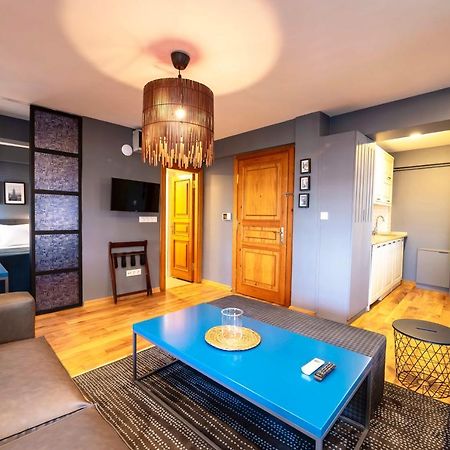 Bguest Pera Suites Istanbul Exterior foto