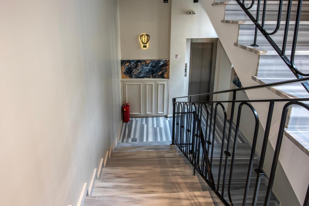 Bguest Pera Suites Istanbul Exterior foto