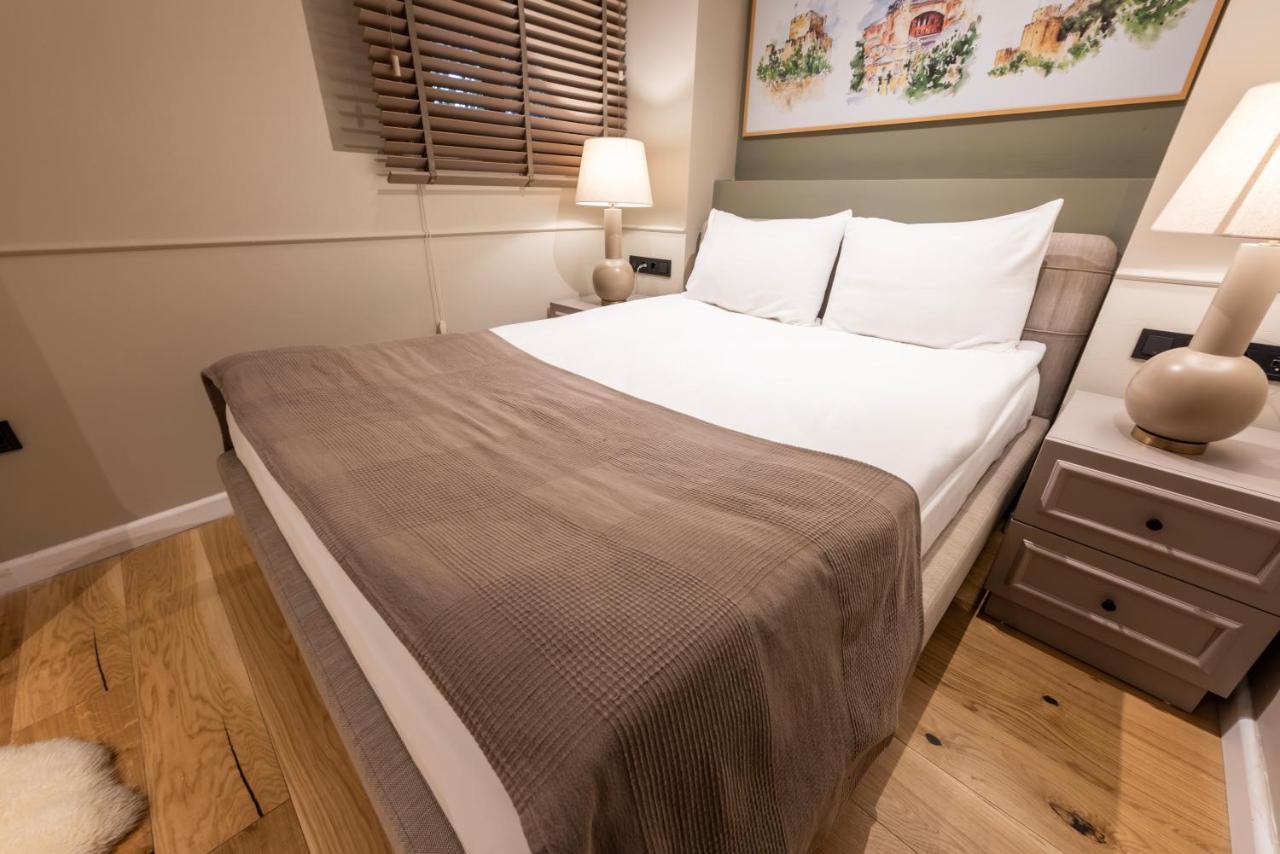 Bguest Pera Suites Istanbul Exterior foto