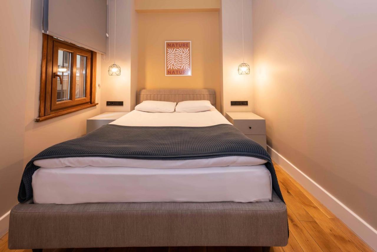 Bguest Pera Suites Istanbul Exterior foto